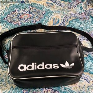 Adidas messenger shoulder bag black/white